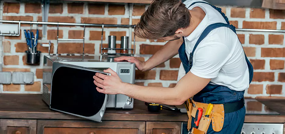 In-Home Microwave Repair in Solana Beach